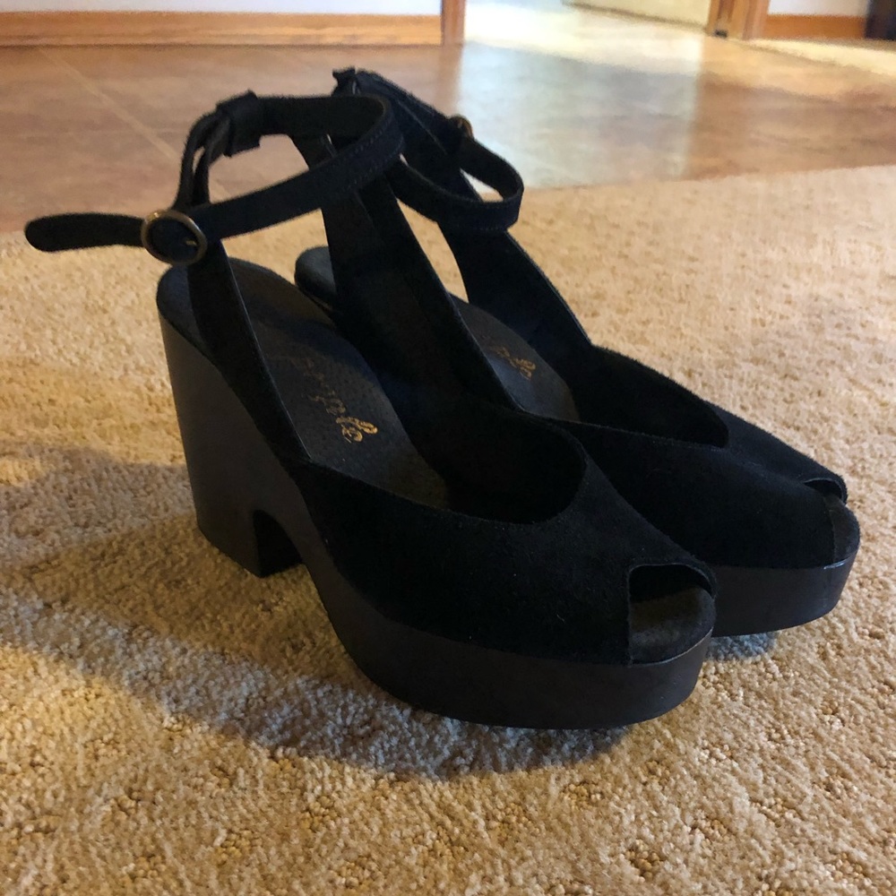 Free people platform clogs